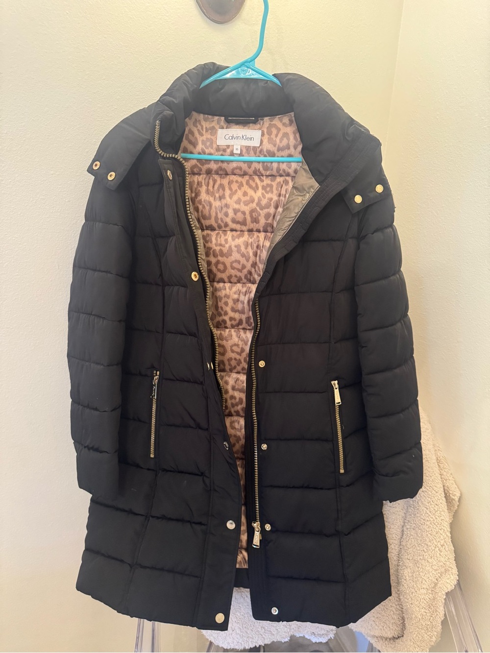 Calvin Klein Long Black Quilted Puffer Coat with Leopard-Print Lining